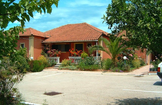Pretty House Close To The Beach On Corfu Island