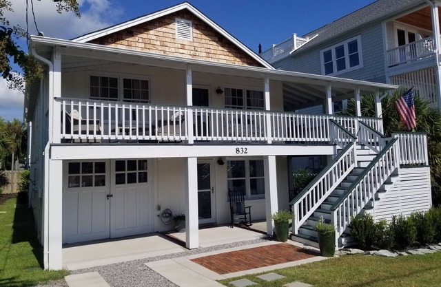 Prickly Pear Cottage, Upper Unit - 3 bedroom charmer on south Wrightsville Beach