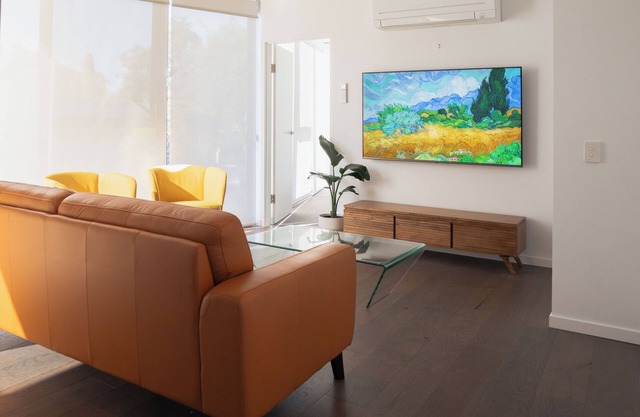 Prime canberra CBD 3 Bedroom apartment with one min walk to canberra centre mall