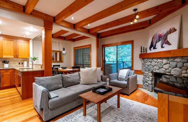 Prime Location 3.5BR | Private Hot Tub | Garage | Walk to Slopes | Managed by Aloha Whistler