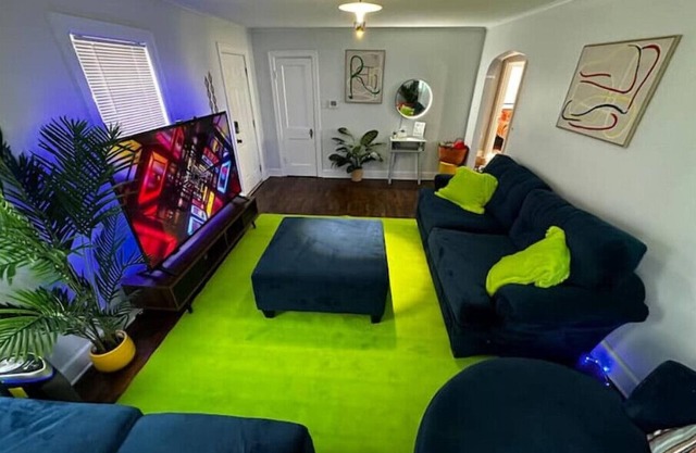 Prime Locations! 14 min - Horse park, 20 min Keeneland, 30 min Ark Encountern