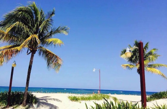 Private 1 Bedroom Beach Apartment