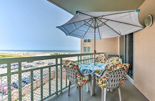 Private Beach Access: Wildwood Crest Retreat