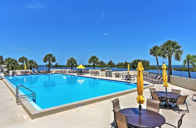 Private Beach Access: Hudson Resort Condo!