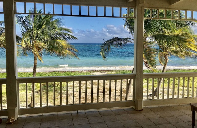 Private Beach Front Cottage