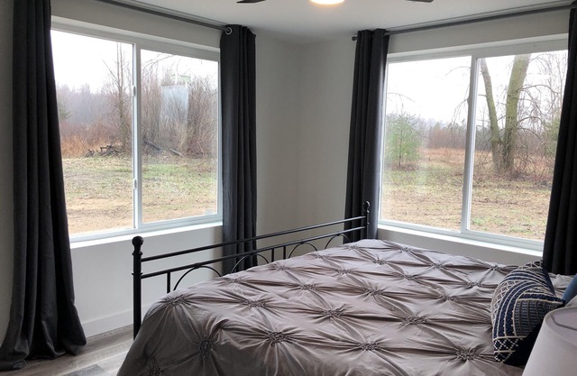 Private country suite on pond located In Amish country. Only 5 min from Norwich