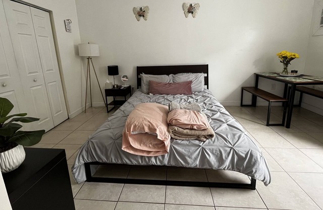 Private Entrance, Pet Friendly