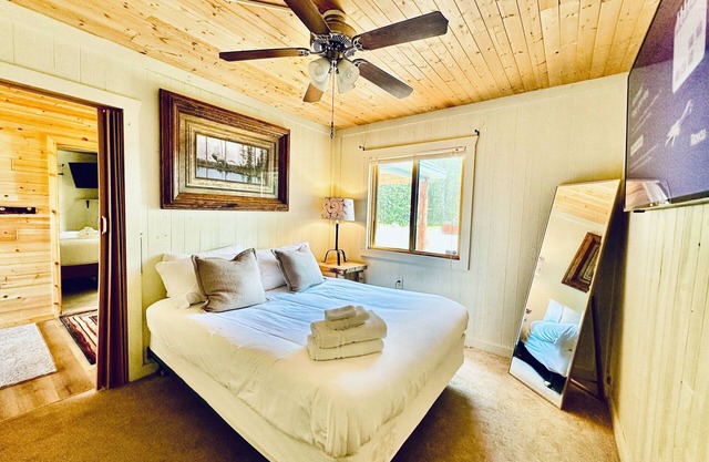Private Hilltop Cabin with Big Valley Views and ATV trails Access