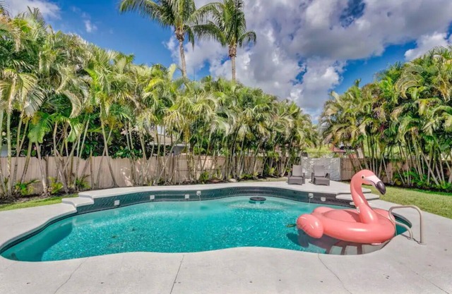 Private Home with Oasis Backyard w/Pool, BBQ, King Beds