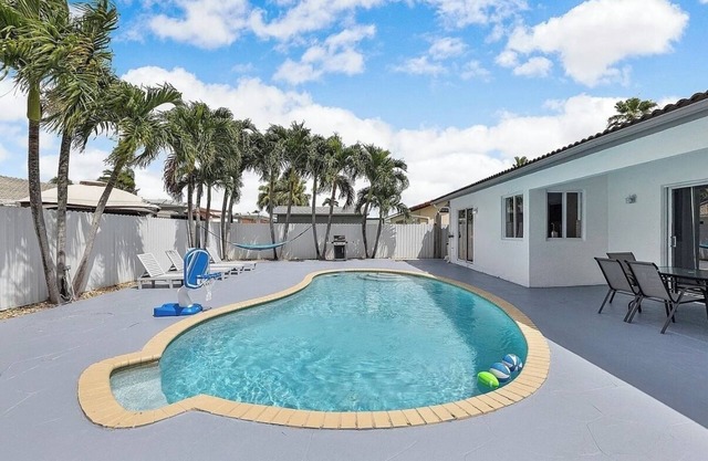 Private Miami Oasis With Private Pool