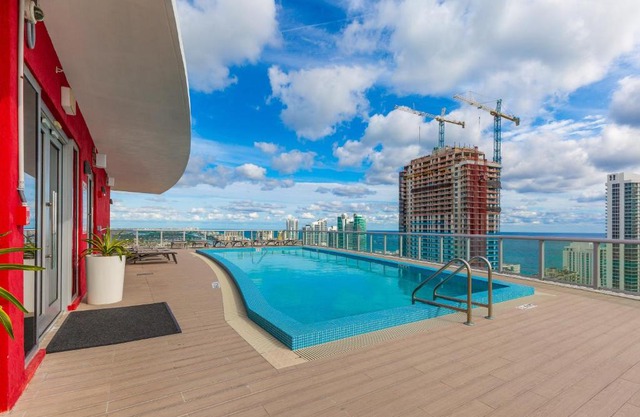 Private Ocean Luxury Condos at Beachwalk Resort