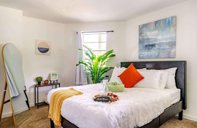 Private Parking - Convention - Short North - Pets