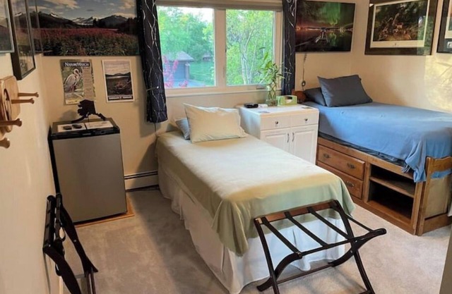 Private peaceful home with a twin room for rent