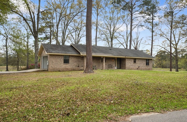 Private pond, fishing, 2 bed 2 bath Retreat