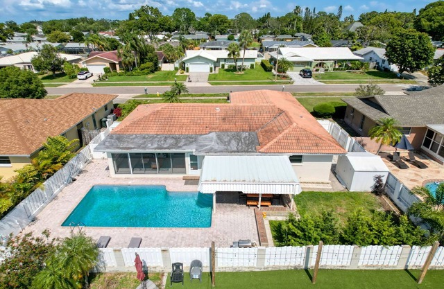 Private Pool | Game Room | Pet Friendly