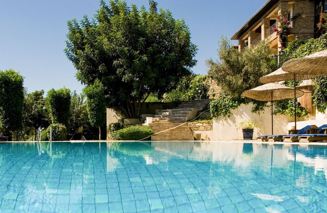 Private property with panoramic views, huge pool