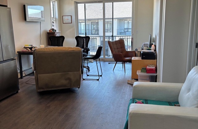 Private room in new condo with Large Washroom, Kitchen, Living Room and Balconey