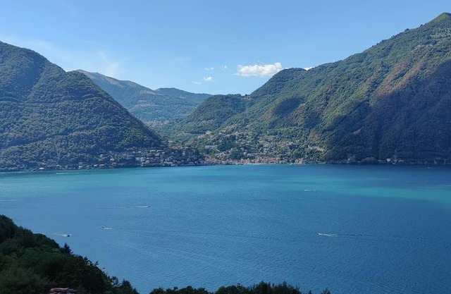 Private Room near BELLAGIO view lake Como