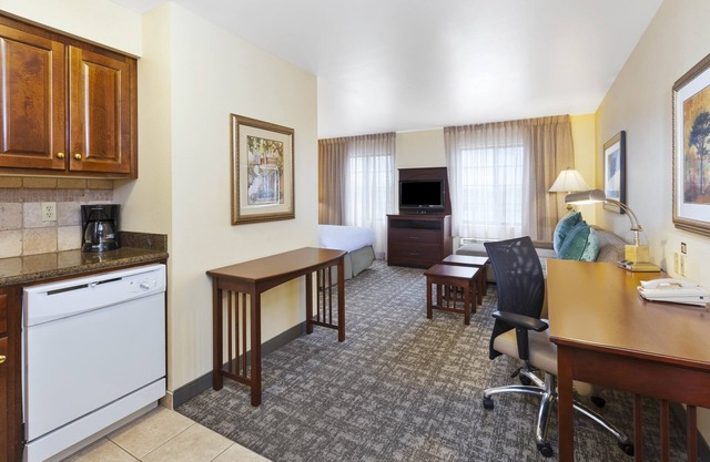 Private Studio. Free Breakfast. Near Michigan State University.