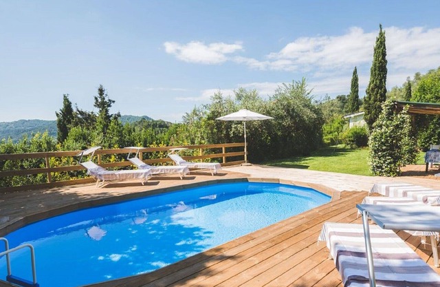 Private swimming pool. Garden. High quality interior.