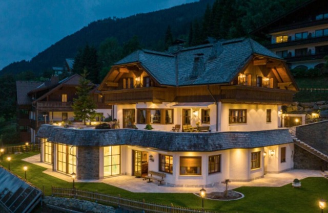 Private Villa with SPA in sunny southern Alps
