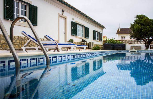 PrivatePool - Seaview - Ideal Family - 10min wlk to Beach - fully equipped
