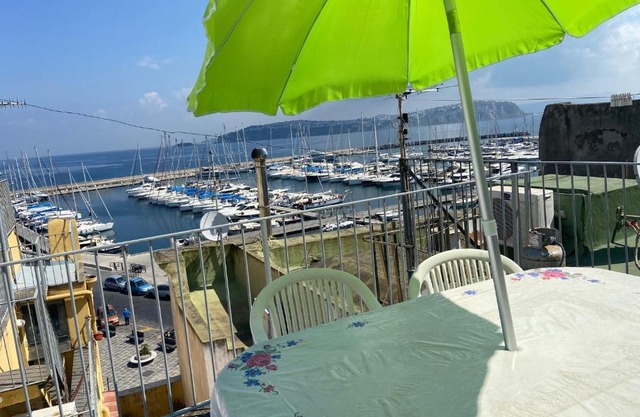 Procida Marina Grande