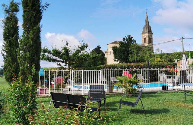 Propriété Tout Confort Pour Vacances en Famille, Piscine et Jacuzzi u