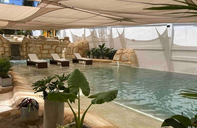 Provenza 8bedroom home plus 30 days rentals
