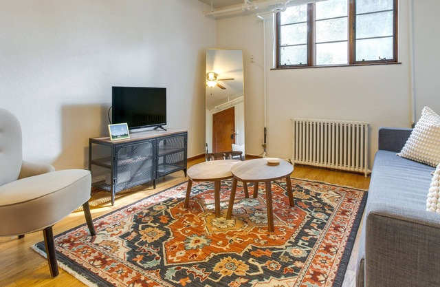 Quaint Denver Vacation Rental Near City Park & Zoo