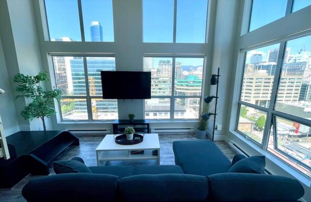 Queen Studio in the heart of Downtown