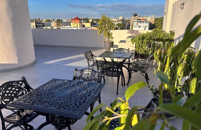Quiet and fresh ground floor's 2 bedrooms flat