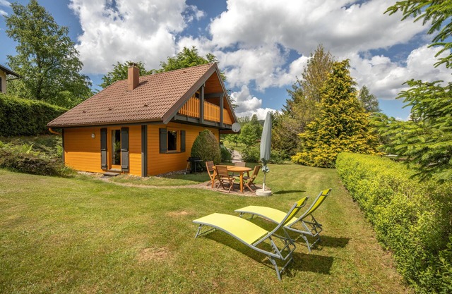 Quiet, Chalet "Le Pin" 3 CléVacances - 2 bedrooms-fireplace-wifi -