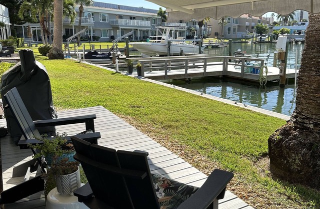 Quiet condo overlooking the water.