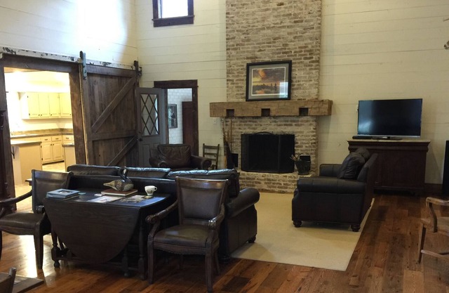 Quiet Country Estate Near Memphis