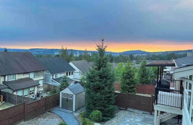 Quiet & cozy queen 3bed house Burke Mountain