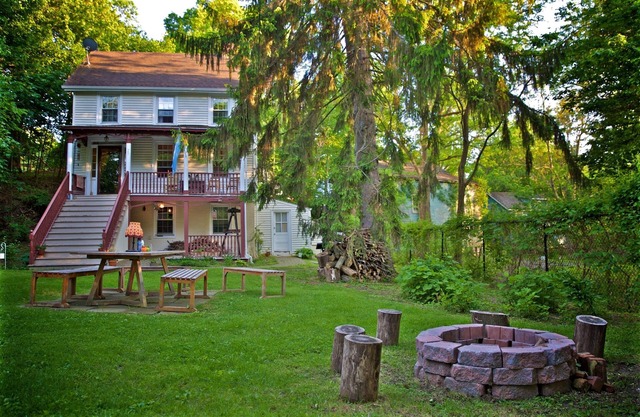 Quiet Historic Beacon Home with Garden - Quick Walk to Main St & DIA
