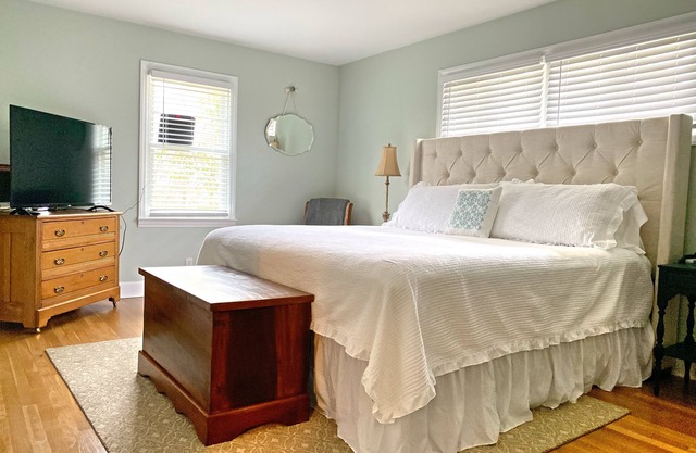 Quiet home in the Kernersville near Winston Salem, Greensboro, High Point