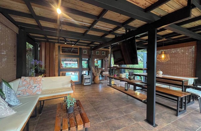 Quiet house for groups
