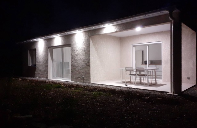 Quiet new villa