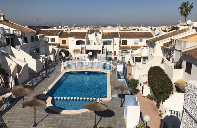 Quiet Private Villa with shared pool and private roof terrace