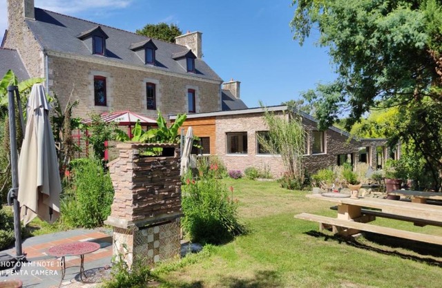 Radendour, manoir, piscine intérieure spa, billard