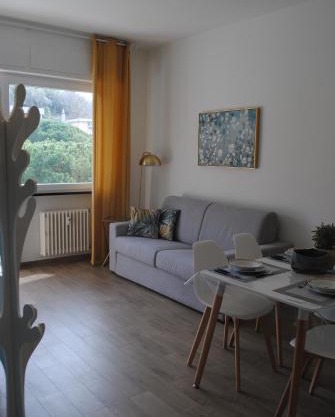 RAGGIO DI SOLE - pool, tennis, parking, sea view & relax