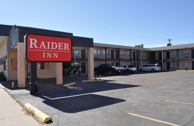 Raider Inn