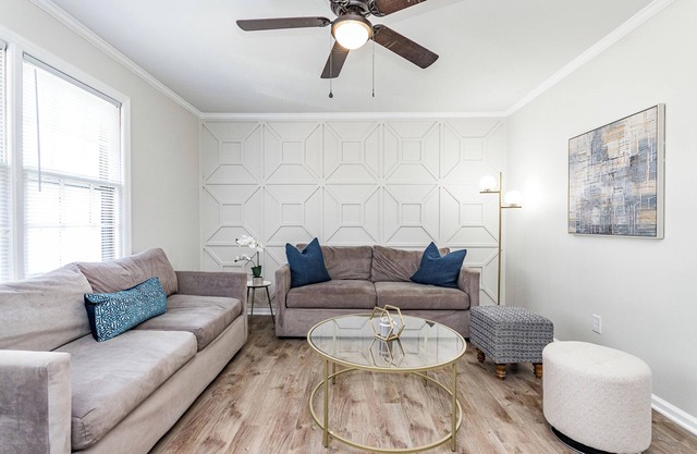 Raleigh house sleeps 10 - starts @ 5.5k/month