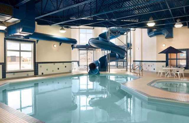 Ramada by Wyndham Drayton Valley