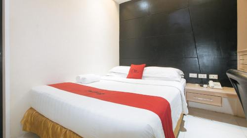 RedDoorz at Grand Apartelle Hernan Cortes Cebu