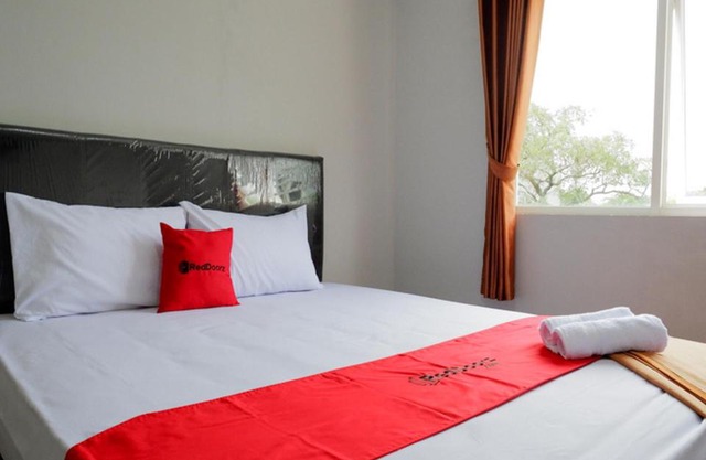 RedDoorz @ City Park Medoho Semarang