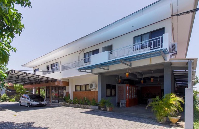RedDoorz near Sam Ratulangi Airport Manado