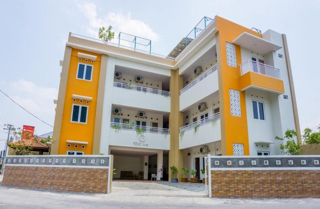 RedDoorz Syariah near Taman Pelangi Monjali